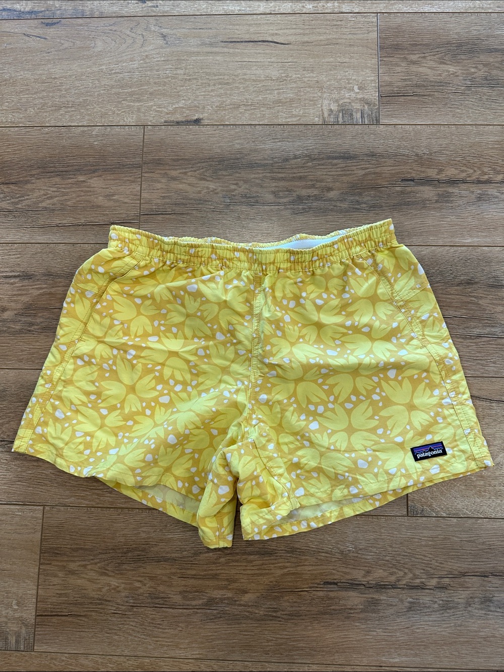 Patagonia Yellow Floral Women's Shorts